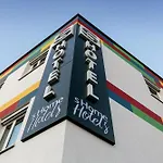 Shome Hotel Graz I Self Check-In I Free Parking